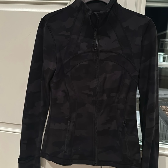 Lululemon camo define jacket - Picture 1 of 2